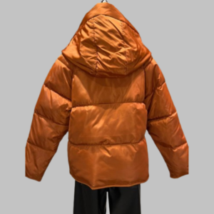 Parka acolchada con capucha para mujer en naranja cálido